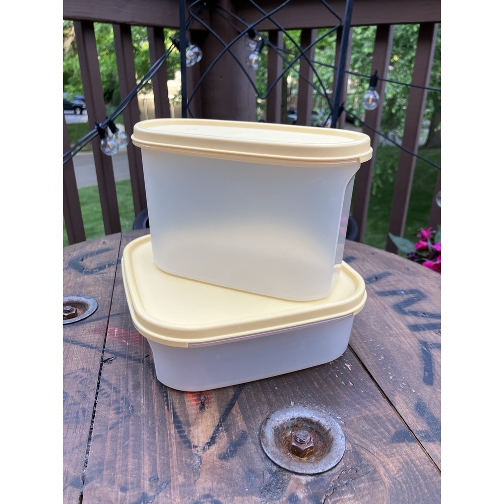 Vintage Tupperware Storage Container Set 5 Cup & 4.75 Cup Harvest Yellow Lids